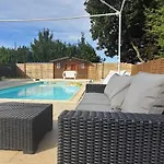 Super Meublé Avec Piscine Partagée Appartamento La Ferté-Gaucher