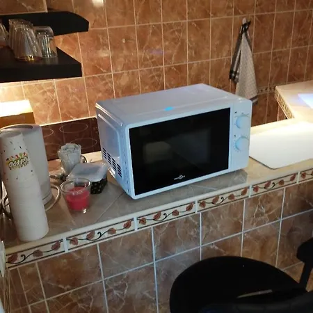 Super Studio Meuble Avec Piscine Partagee * La Ferté-Gaucher