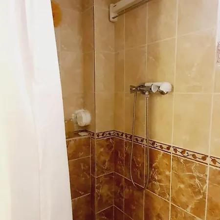 Super Studio Meuble Avec Piscine Partagee *