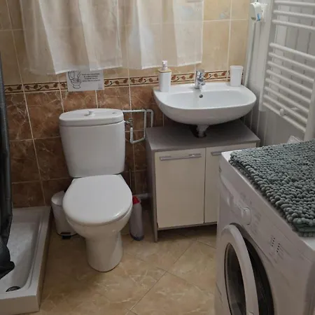 Confortable Avec Piscine A Partager En Option Apartment *