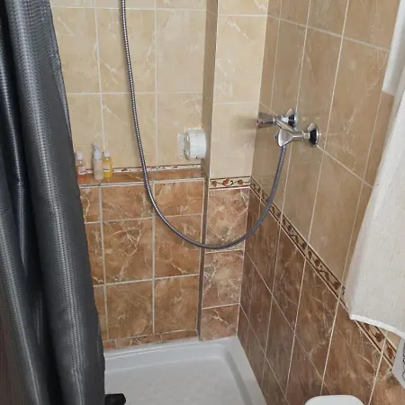 Joli Studio Avec Piscine A Partager En Option Apartment La Ferte-Gaucher