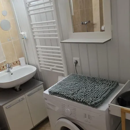 Apartment Joli Studio Avec Piscine A Partager En Option