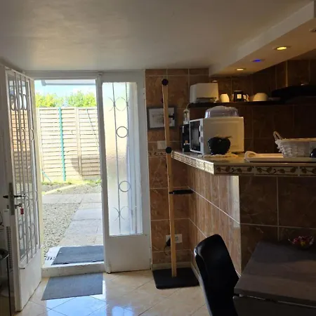 公寓 Studio Cosy Avec Piscine A Partager En Option