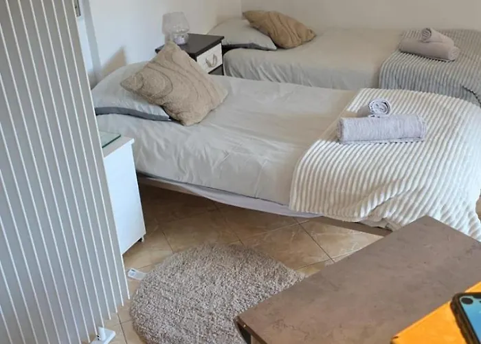 Apartmán Convivial Meuble Avec Piscine Partagee La Ferté-Gaucher